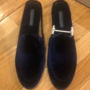 NIB Banana Republic blue jewel tone slide. Sz: 11